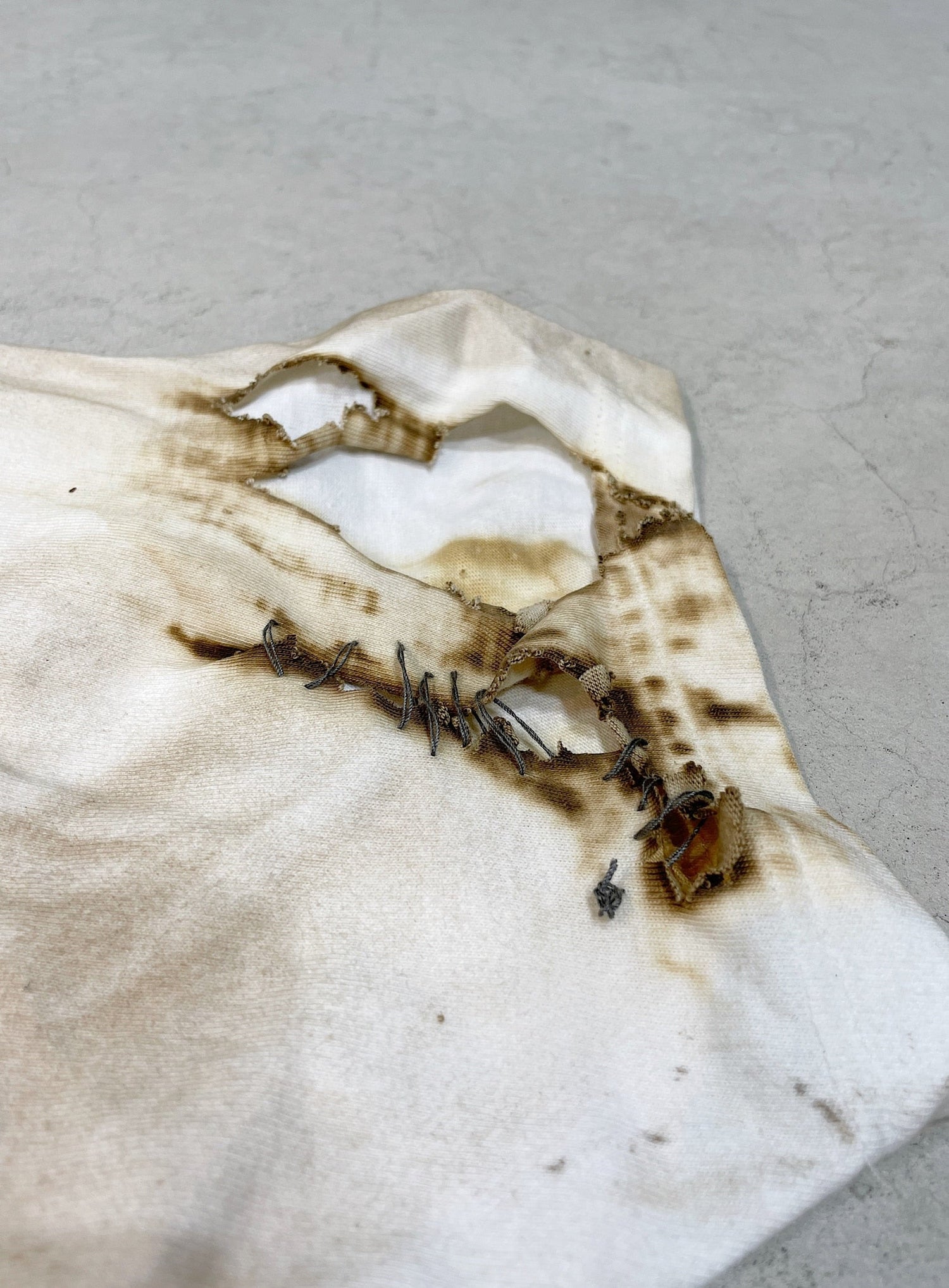 ボロボロなS/S Tee