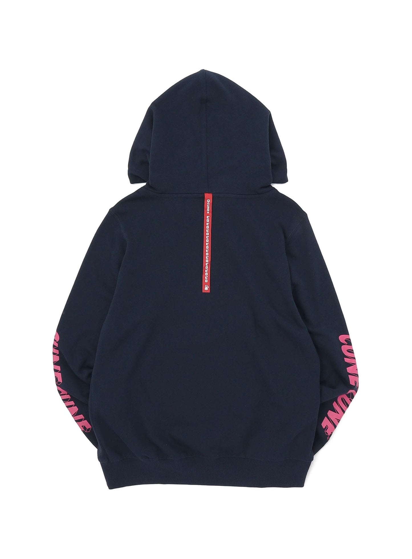 CUNE PULL PARKA 立体