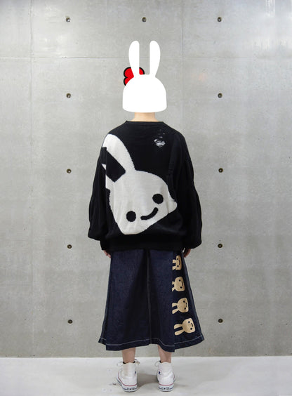 ボロボロ風のクルーネックセーター