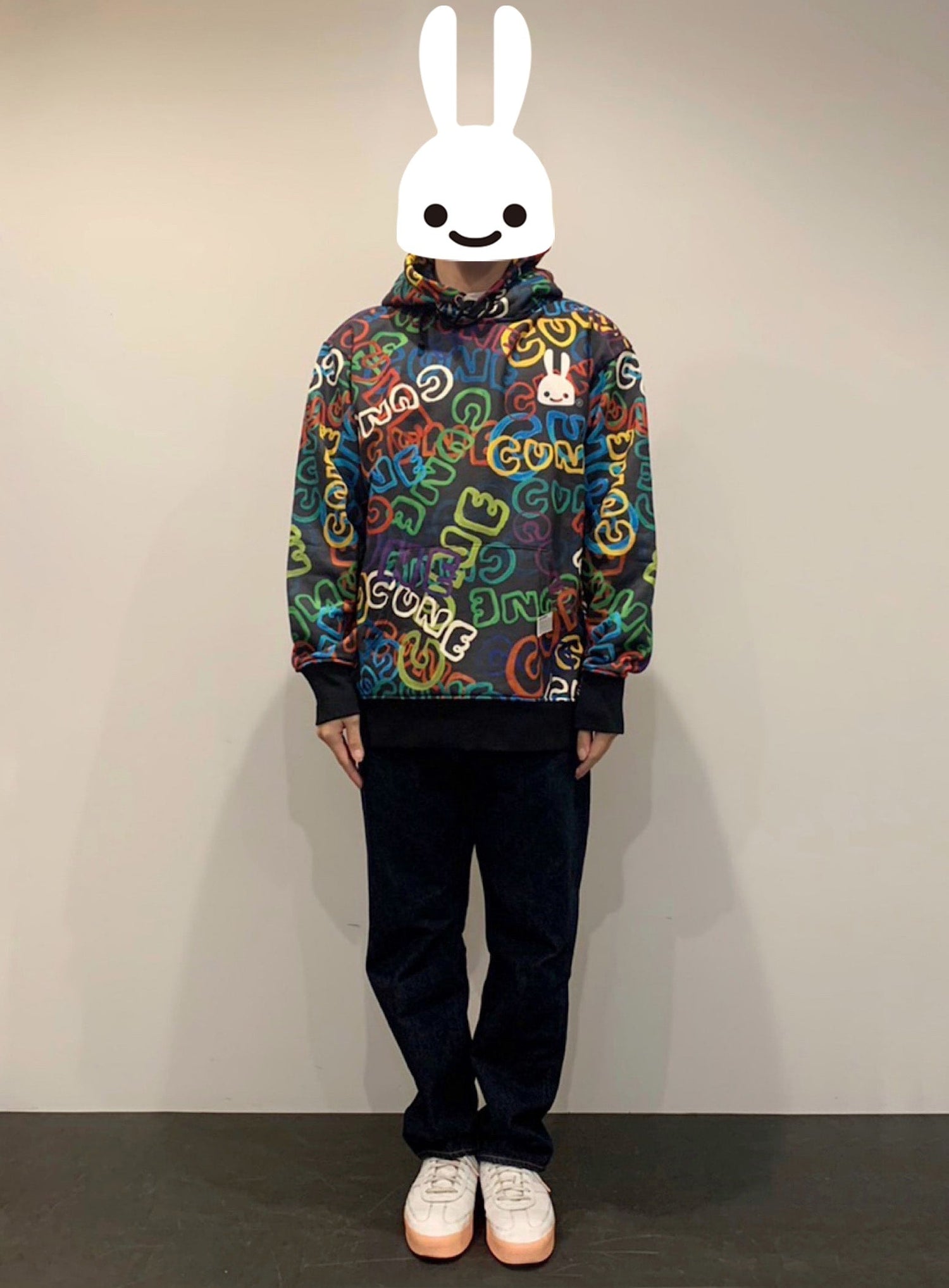 クレヨンCUNEパーカー