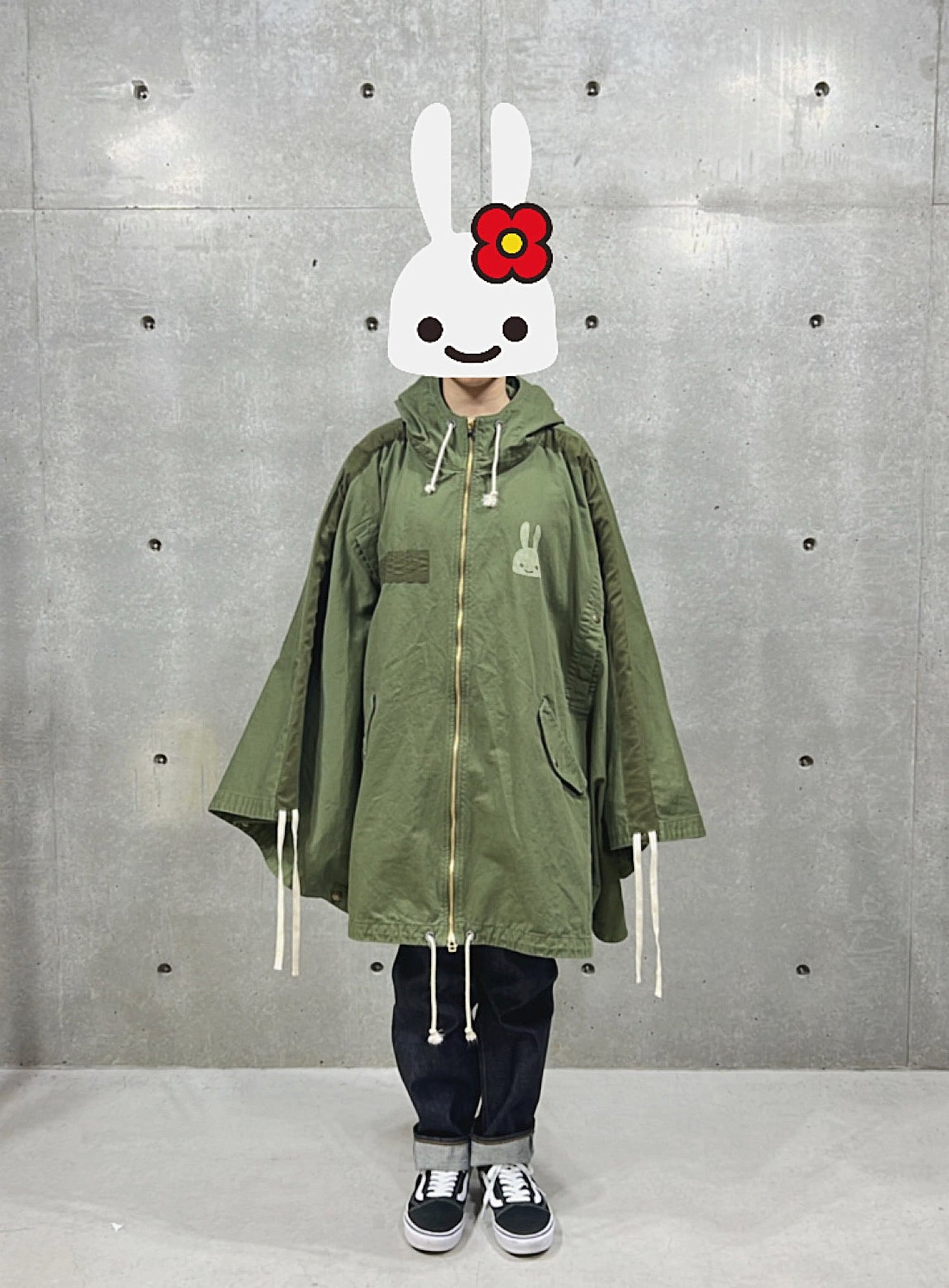 ミリタリー風ポンチョ