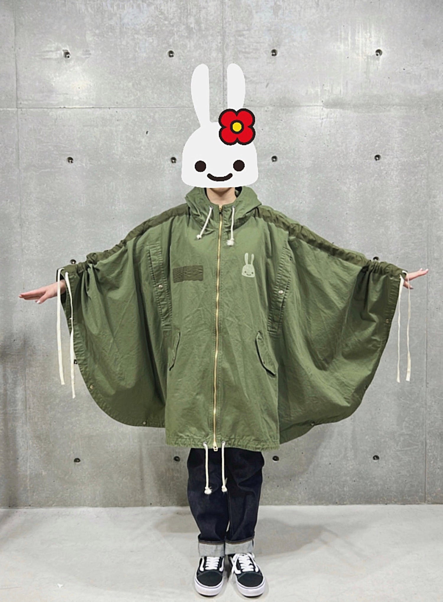 ミリタリー風ポンチョ