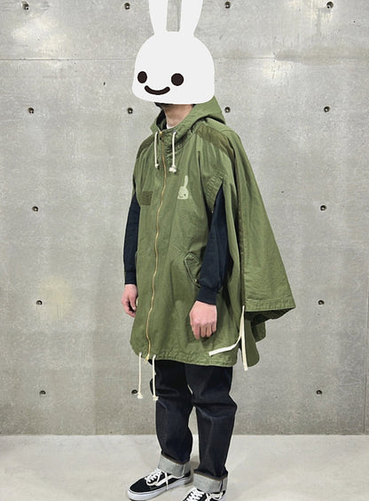 ミリタリー風ポンチョ
