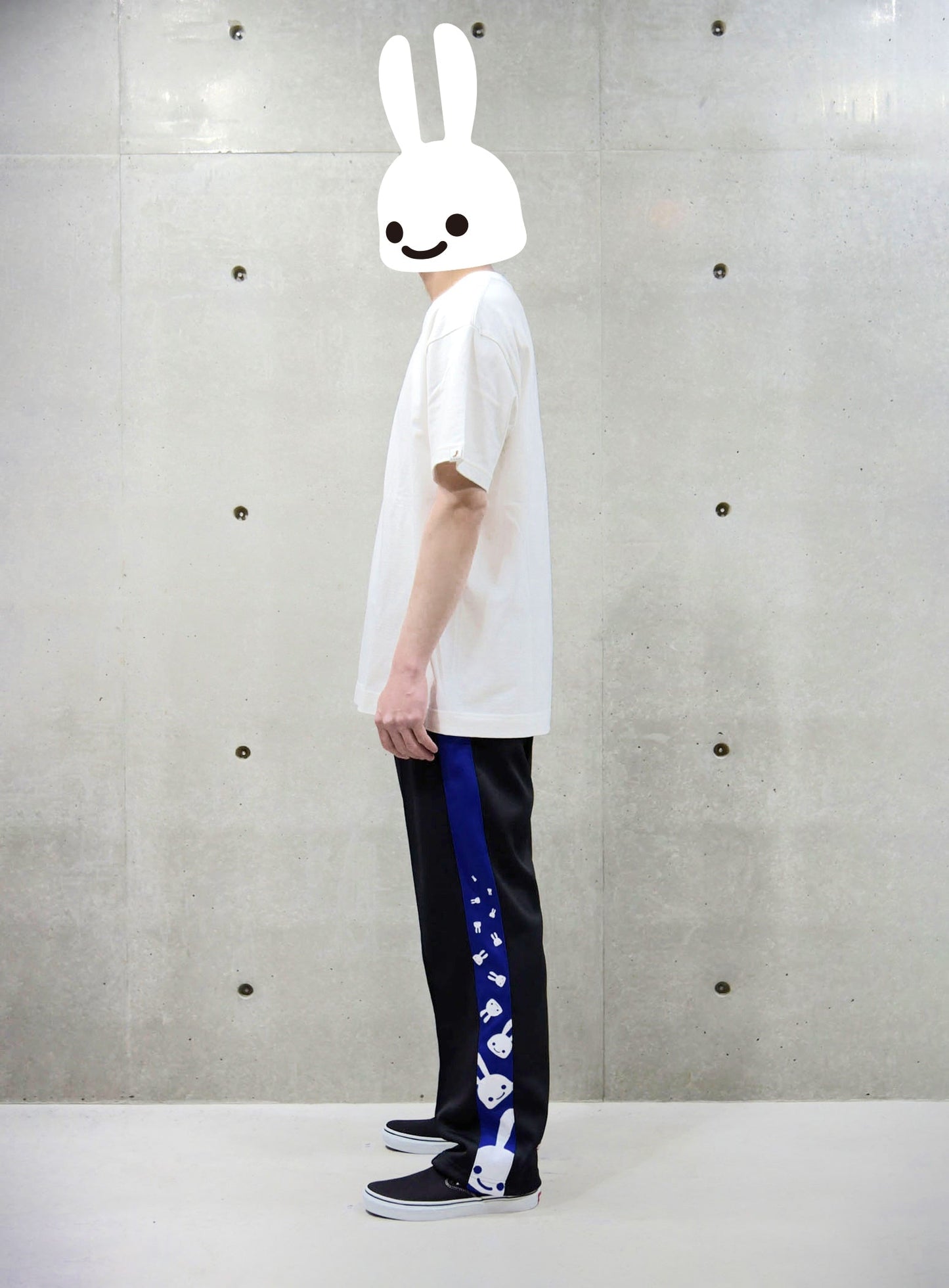 トラックパンツ