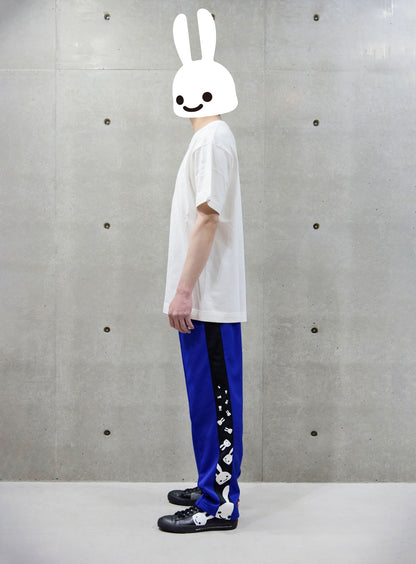 トラックパンツ