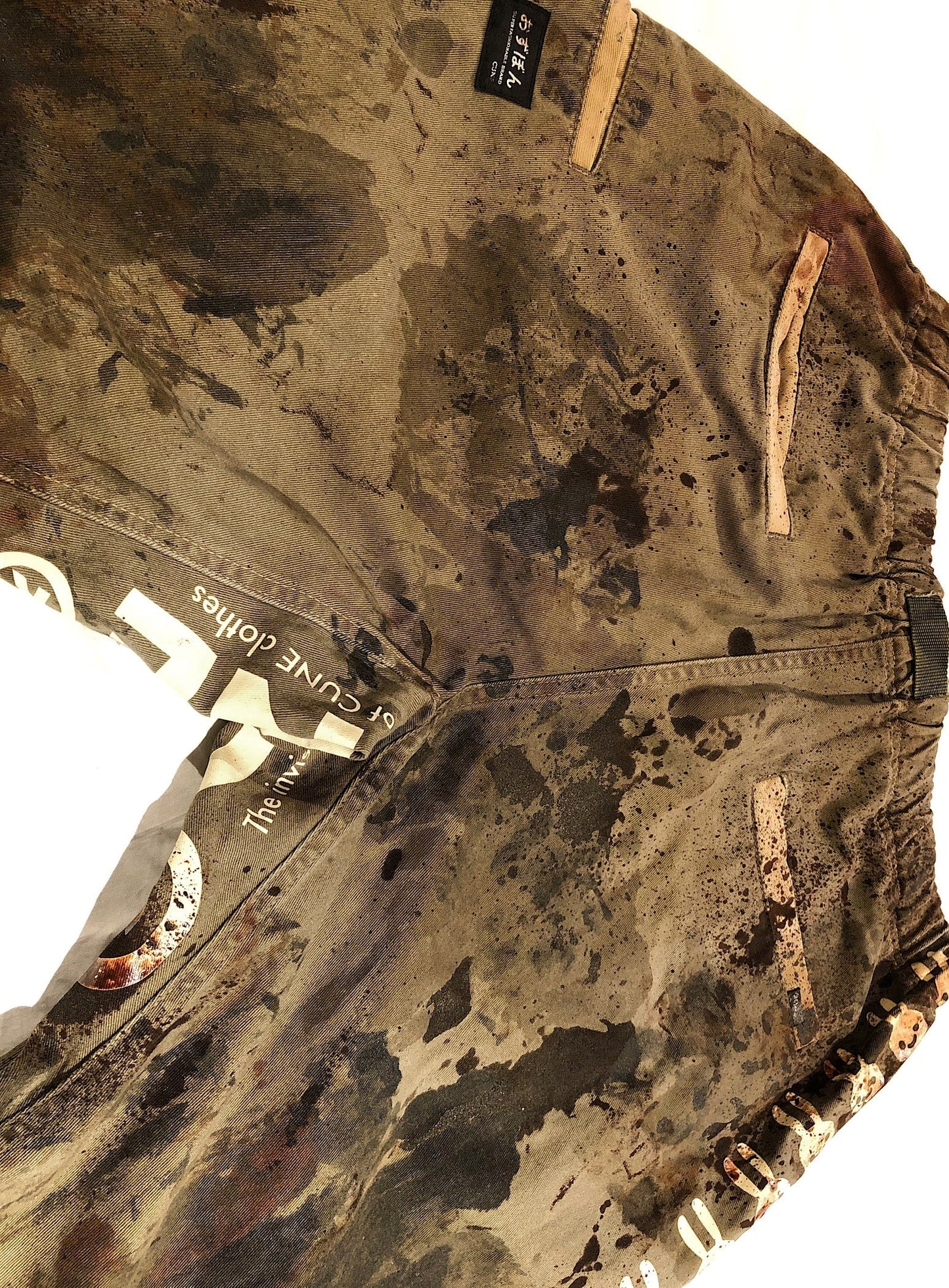 ボロボロな登山パンツ