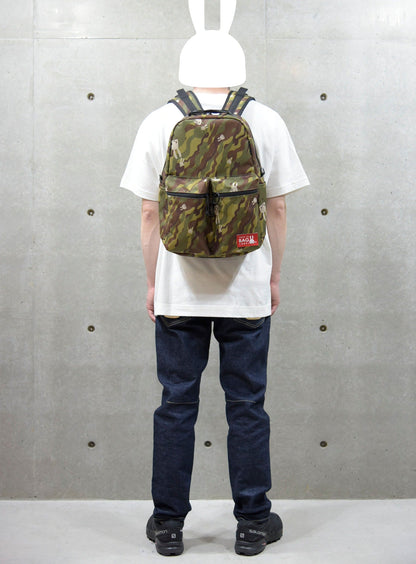 へび迷彩バックパック