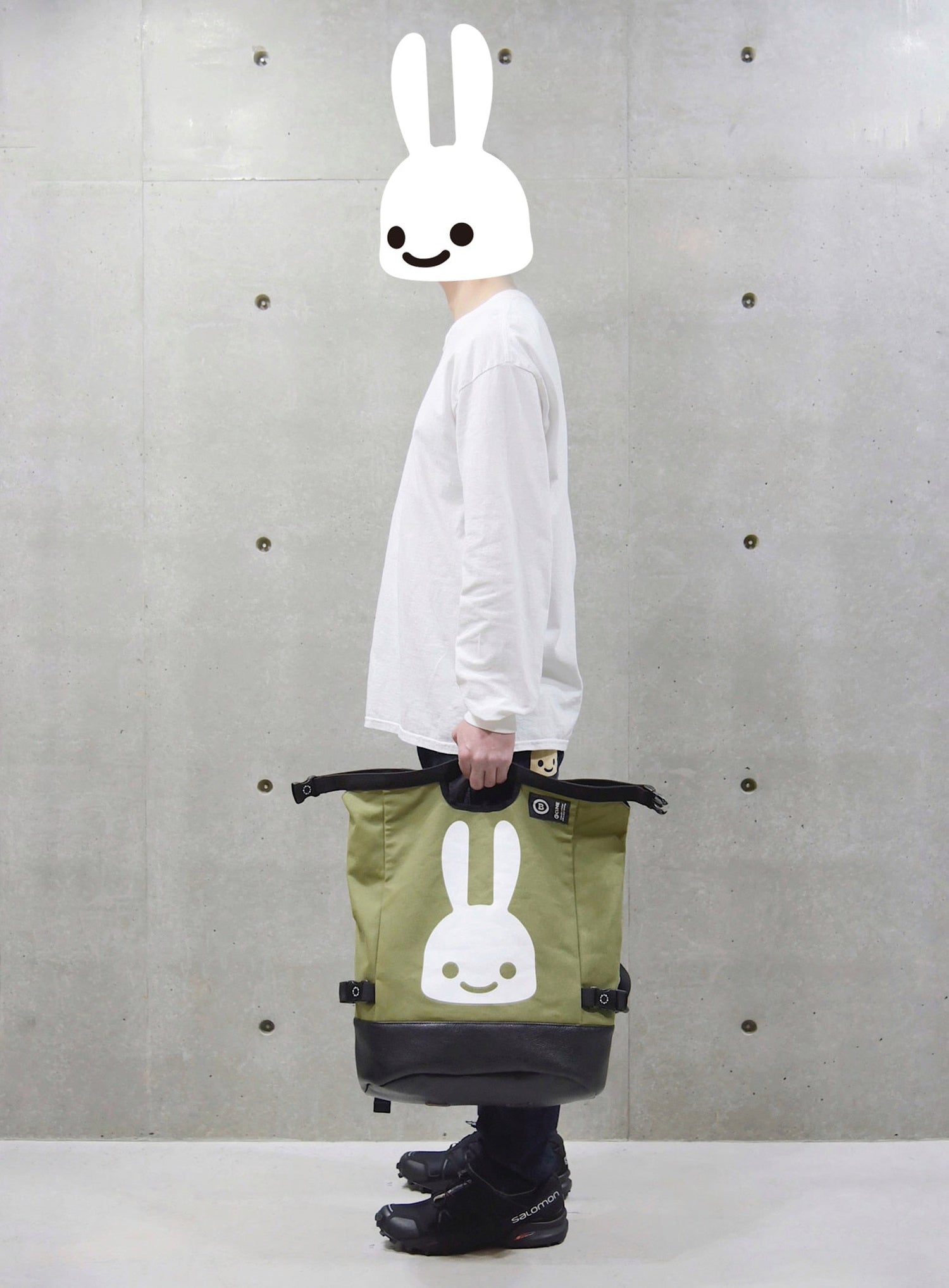 底レザーロールショルダーバッグ