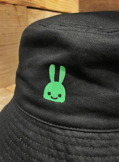 刺繍のバケットハット 22AW