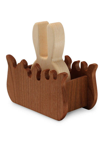 木でできたマグネットうさぎのマルチケース