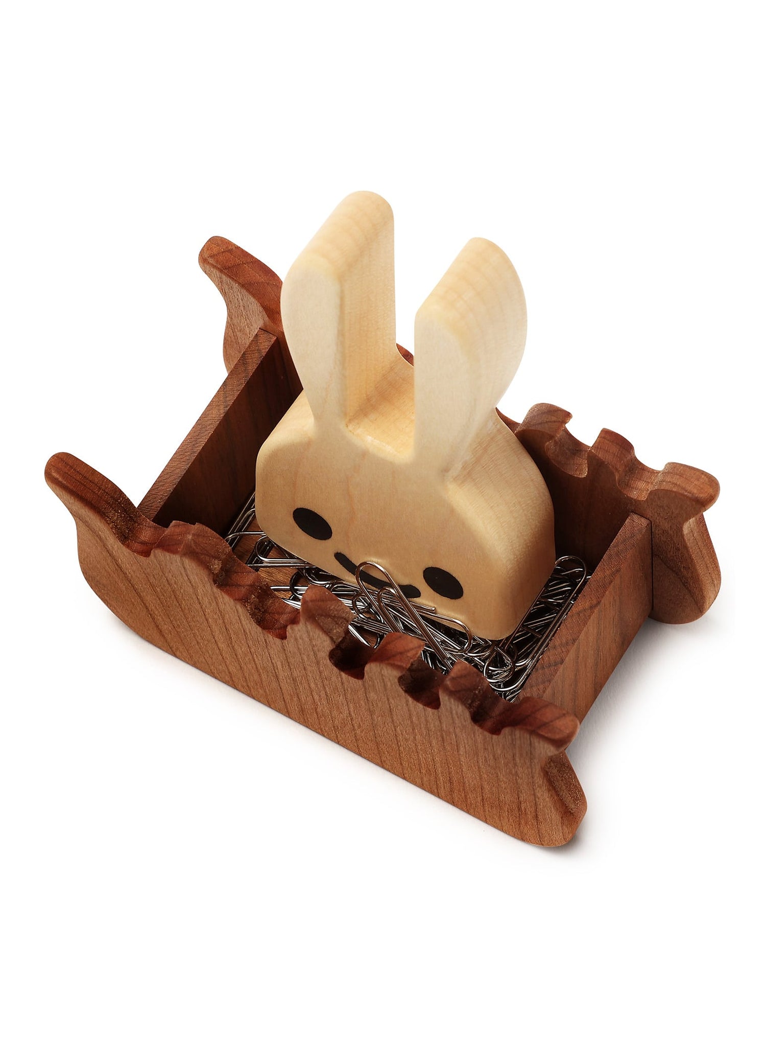 木でできたマグネットうさぎのマルチケース