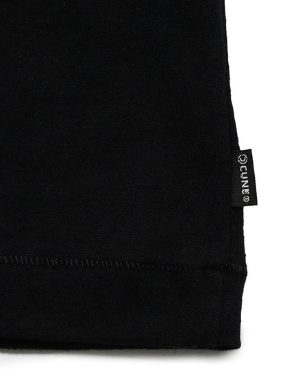 8本袖のウサギTシャツ