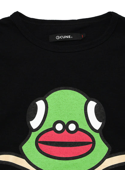 8本袖のハトTシャツ