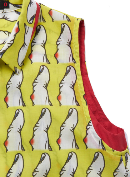 指ノースリーブブラウス