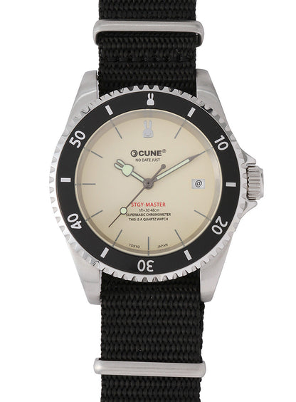 CUNE WRIST WATCH