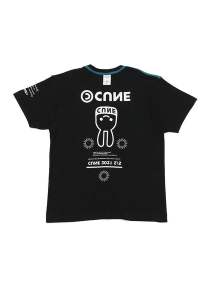 反転Tシャツ 自撮り