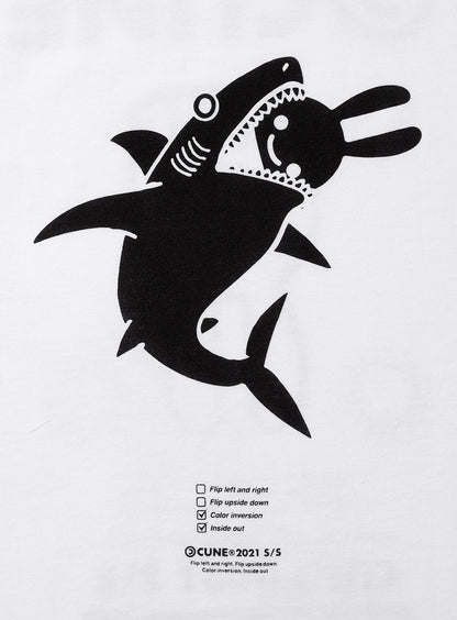 反転Tシャツ サメ