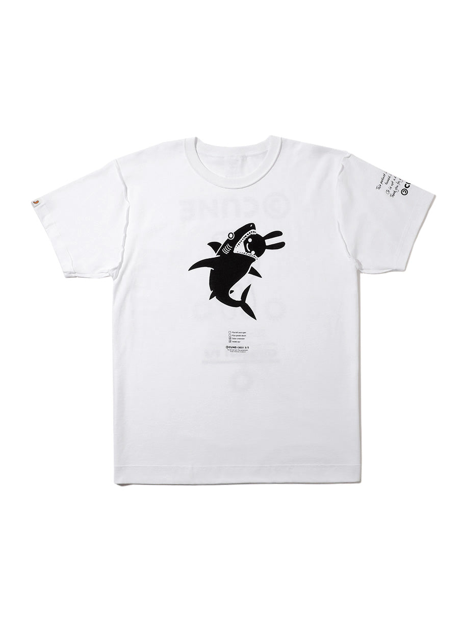 反転Tシャツ サメ