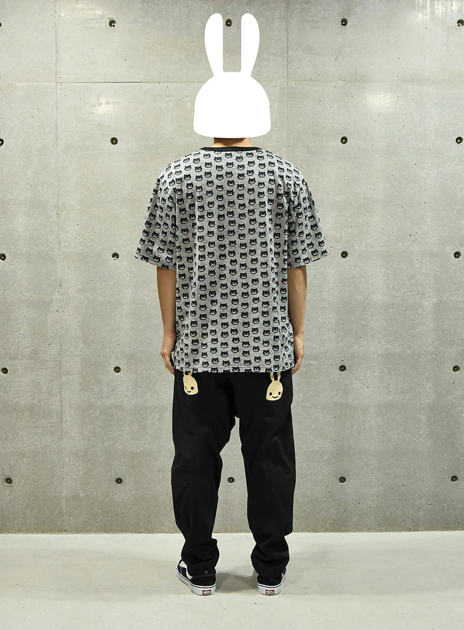 ウサギならびTシャツ