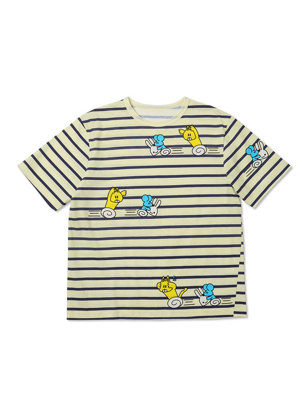 足ぐるぐる猫のTシャツ