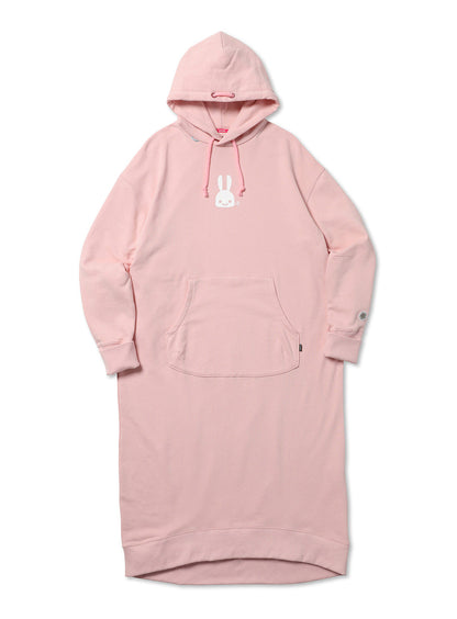 女性のロングパーカーワンピース