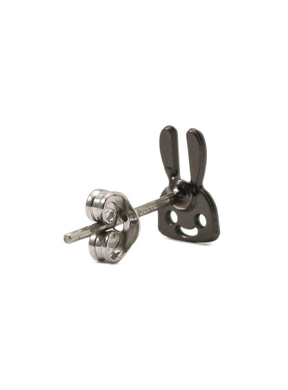 黒メッキちびウサギピアス1P