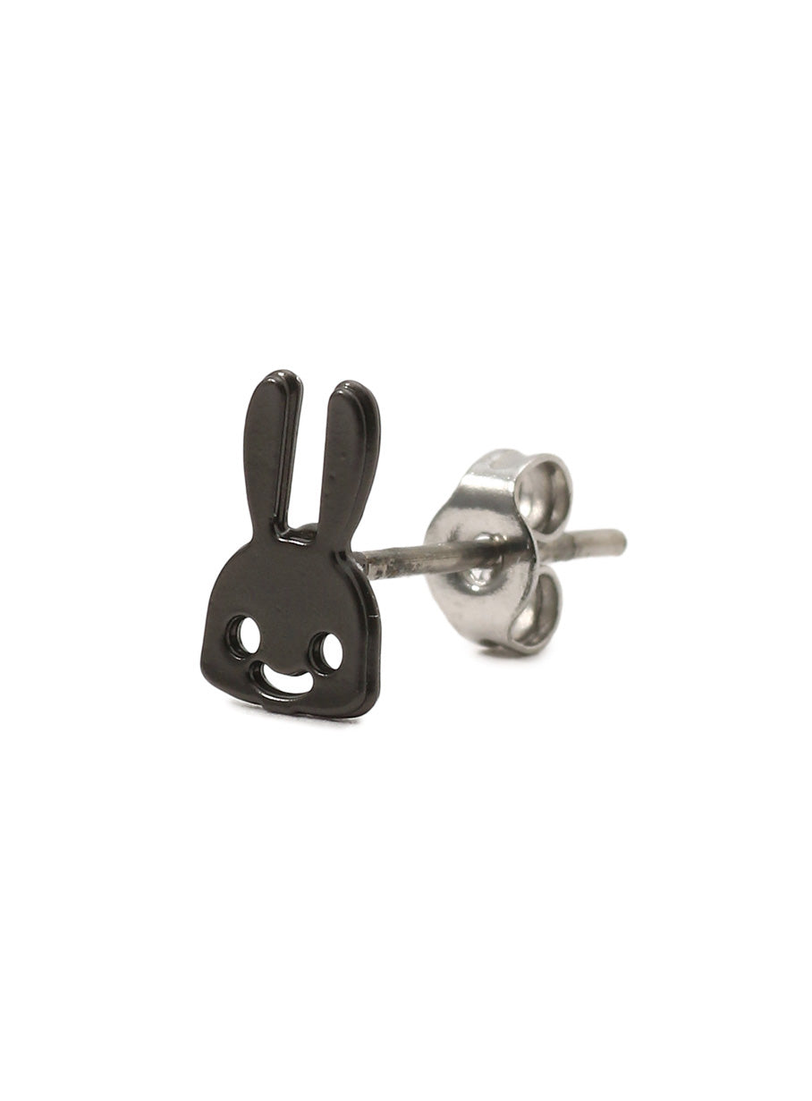 黒メッキちびウサギピアス1P