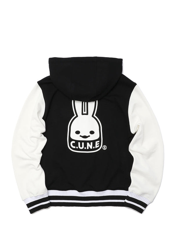 裏毛のフードスタジャン C.U.N.Eウサギ