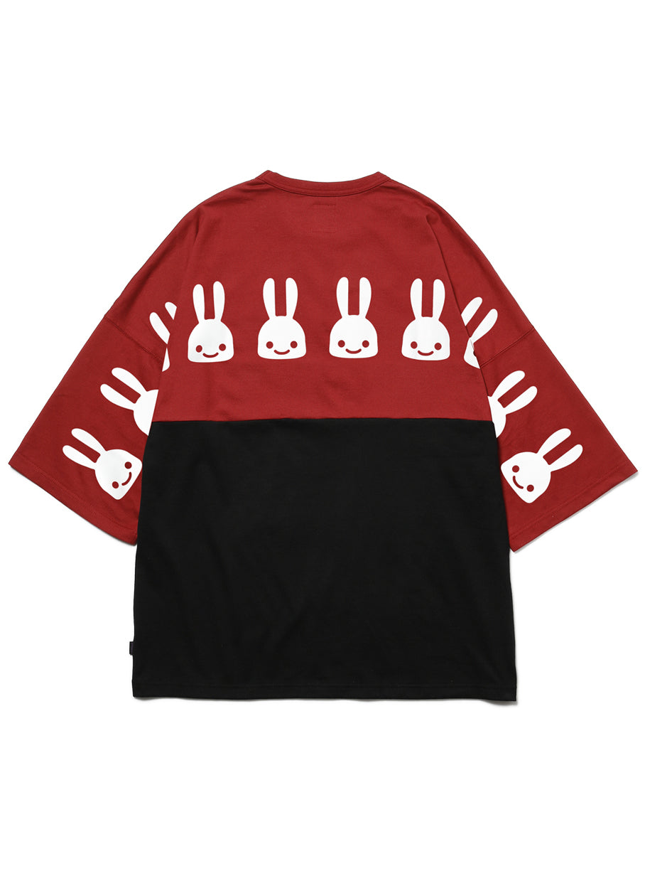 背中にウサギがたくさん半袖カットソー