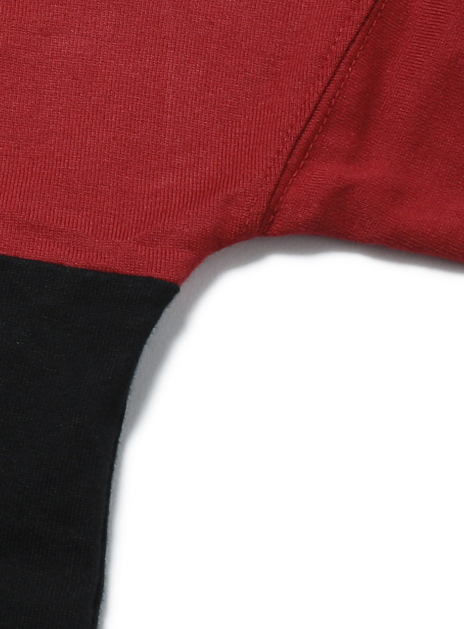 背中にウサギがたくさん半袖カットソー