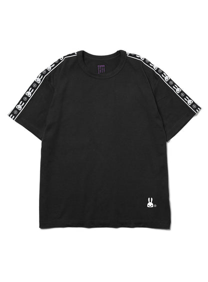 ウサギテープのTシャツ