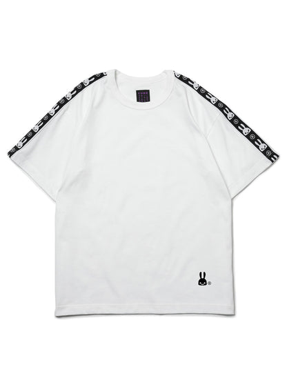 ウサギテープのTシャツ