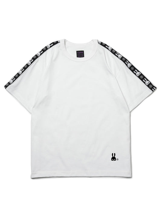 ウサギテープのTシャツ