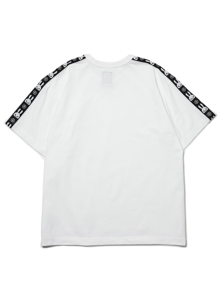 ウサギテープのTシャツ