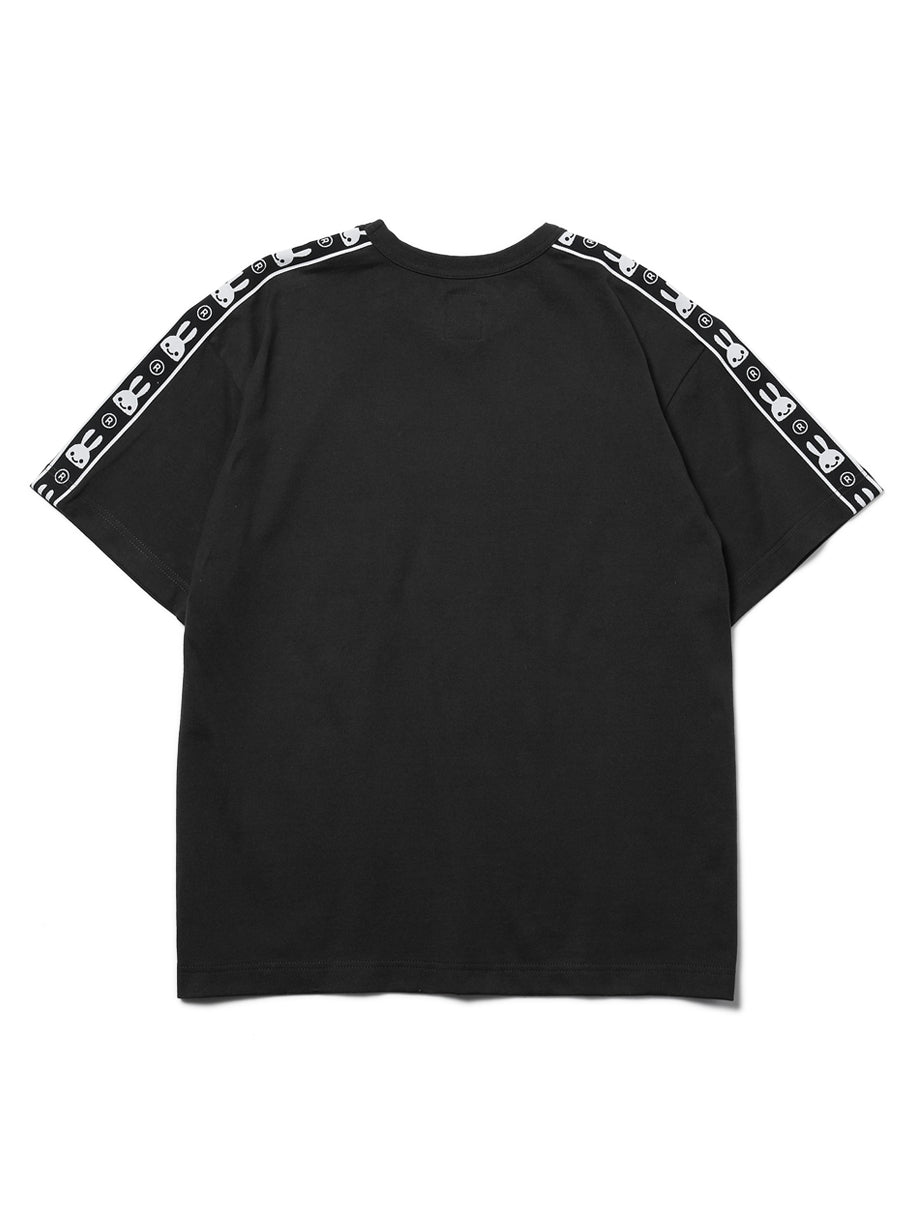 ウサギテープのTシャツ