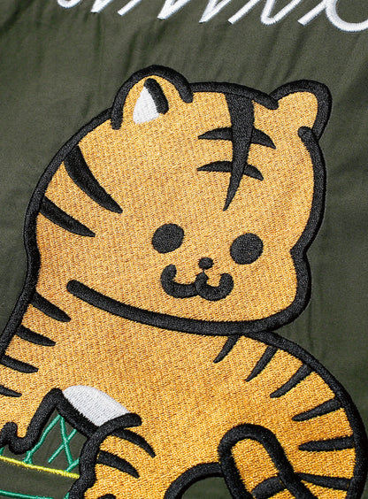 刺繍たっぷりのコットンブルゾン