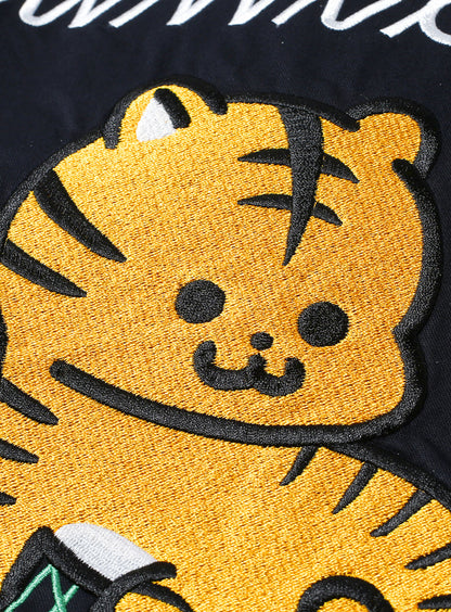 刺繍のショップコート