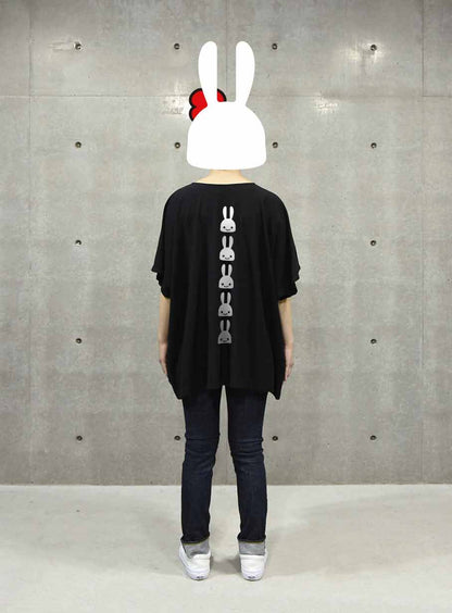 四角いTシャツ ウサギ10匹
