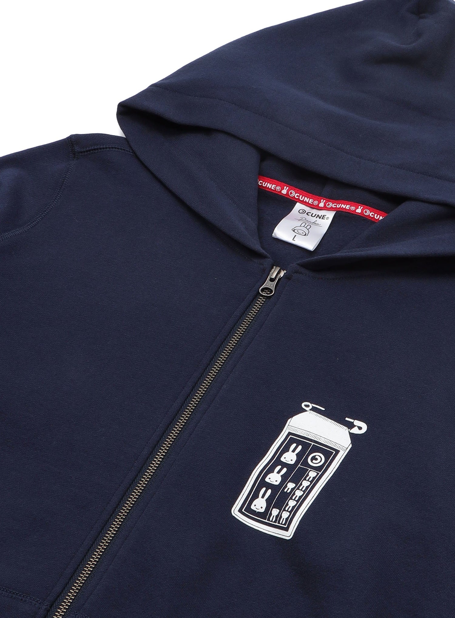 CUNE OS Ten and a quarter years old ZIP PARKA 名札
