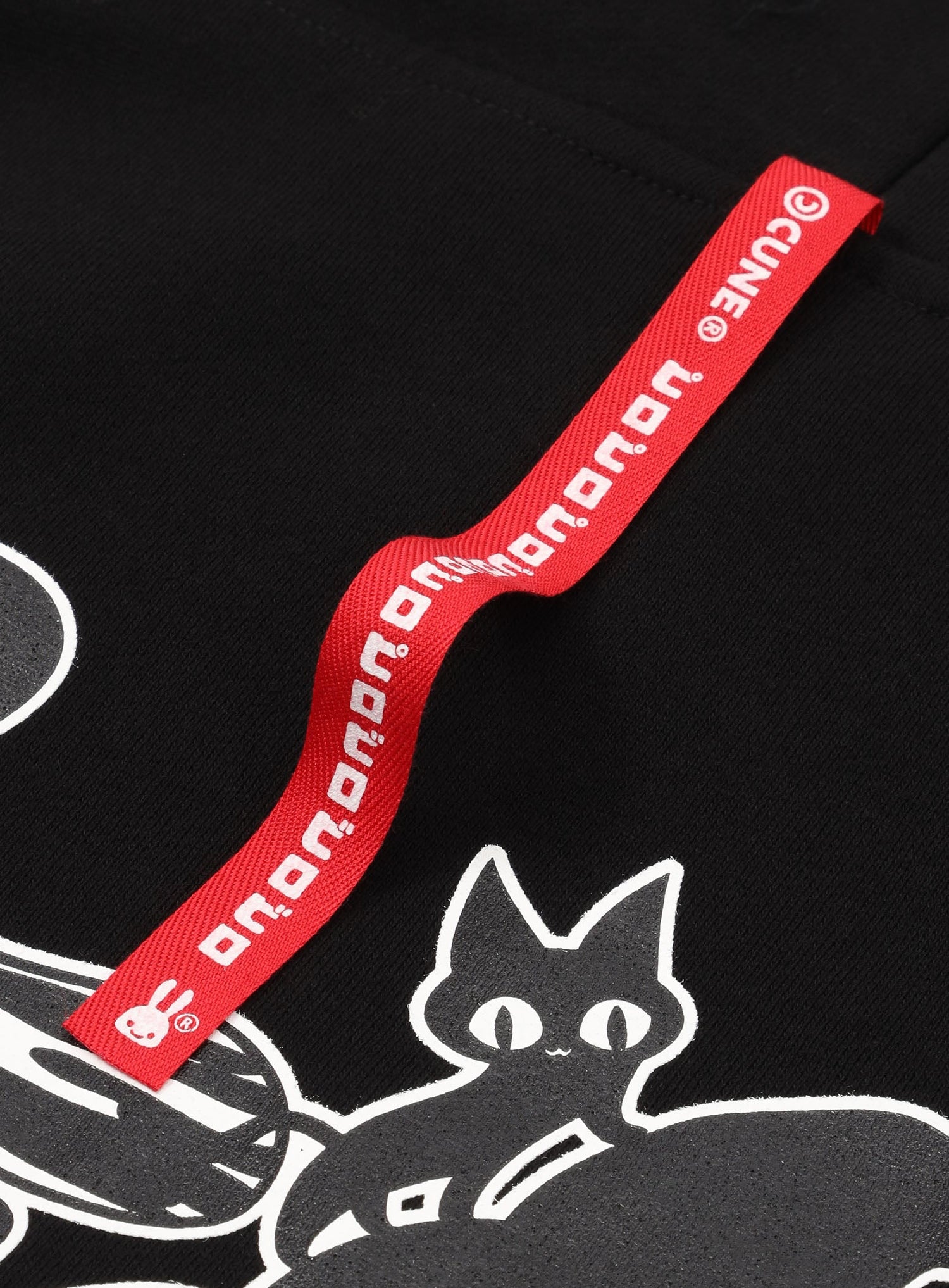 LOOKING BACK MONTHLY STICKER PULL PARKA 202403