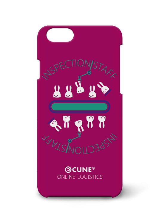 iPhone case 検品スタッフ