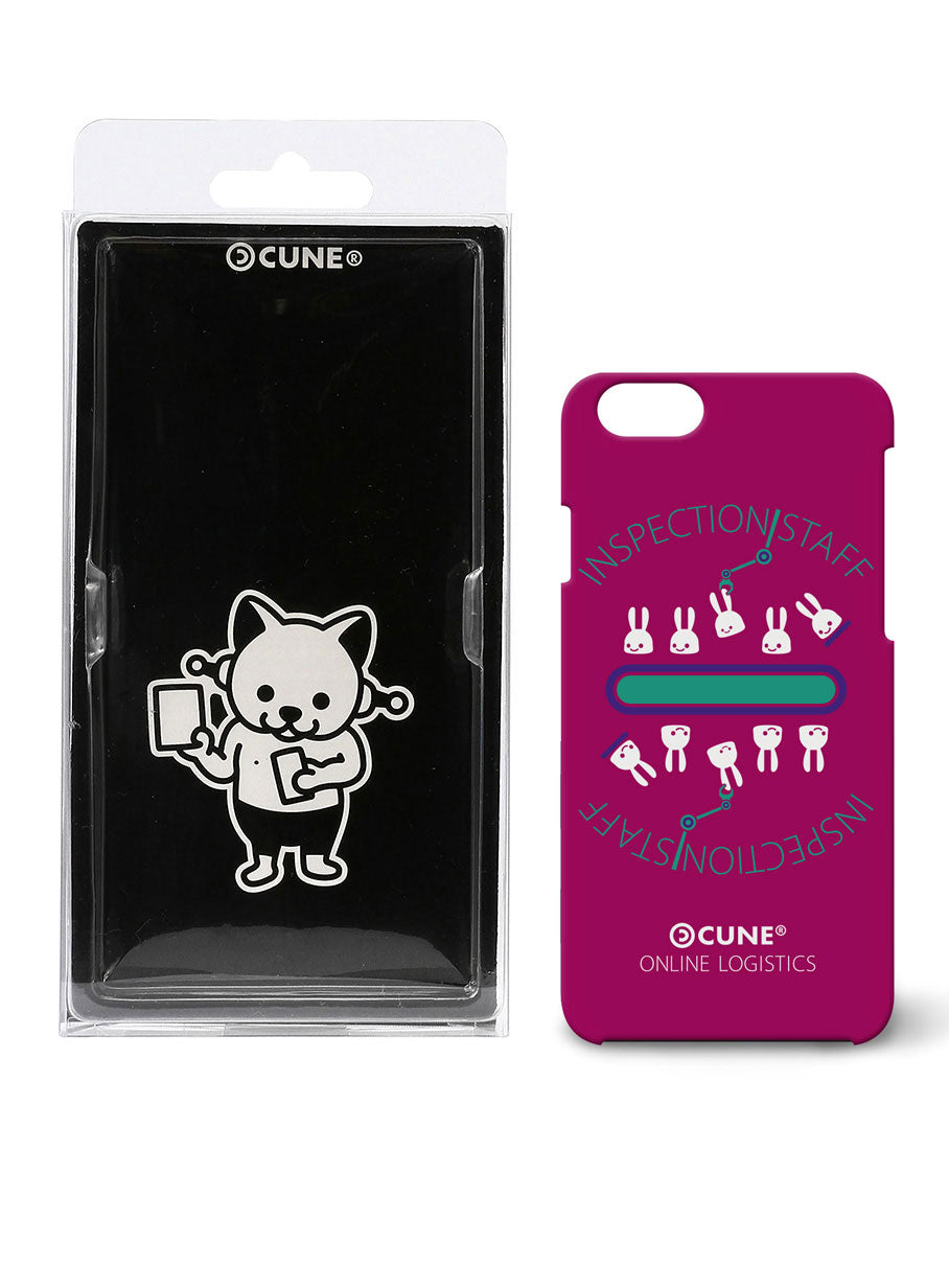 iPhone case 検品スタッフ