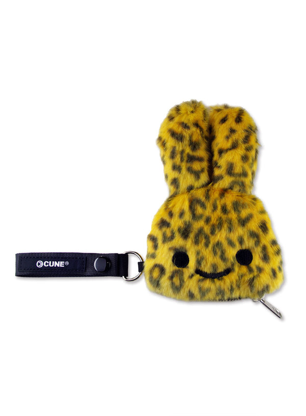 ヒョウ柄ウサギふわふわポーチ