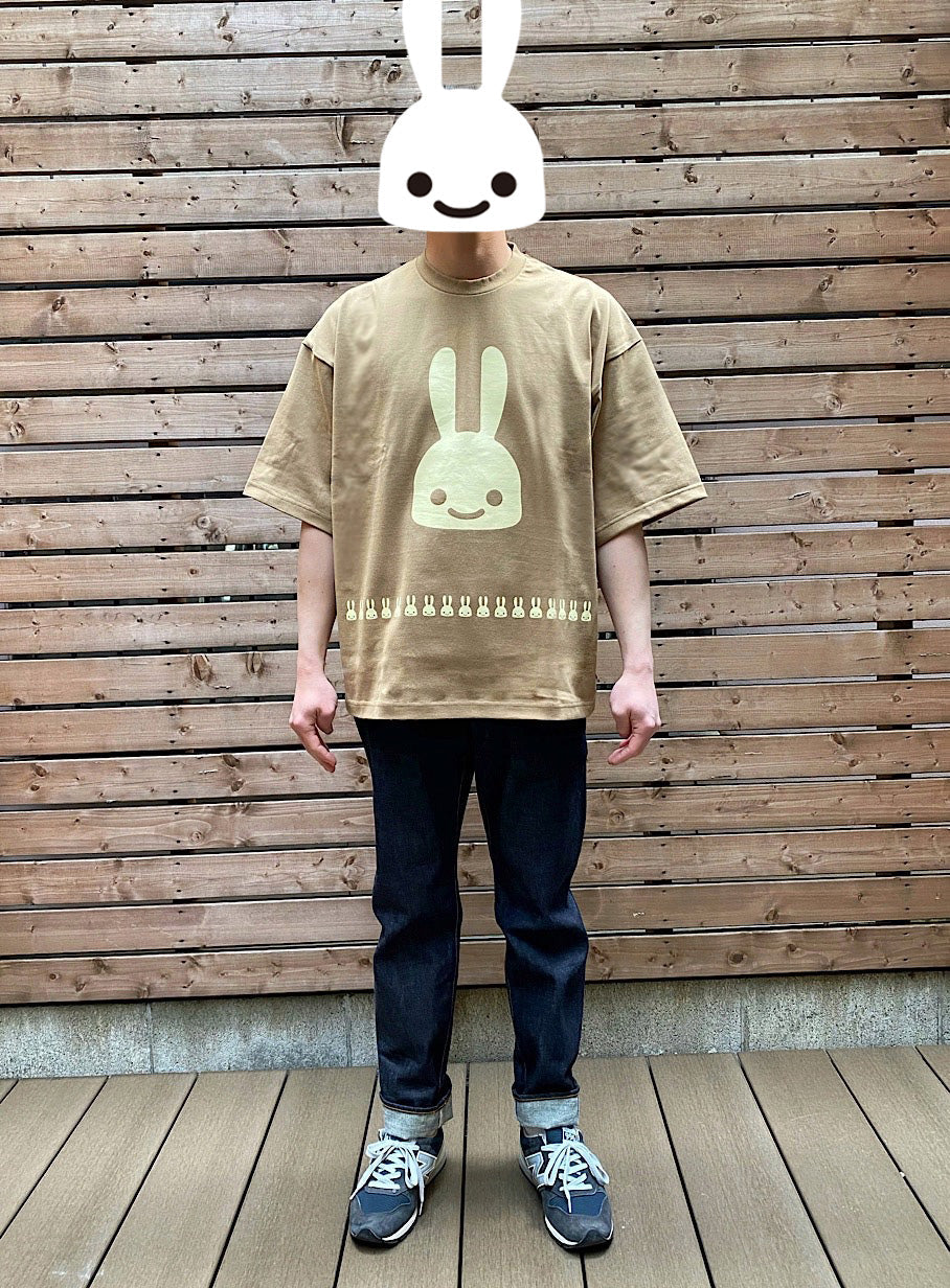 ビッグT ウサギたくさん