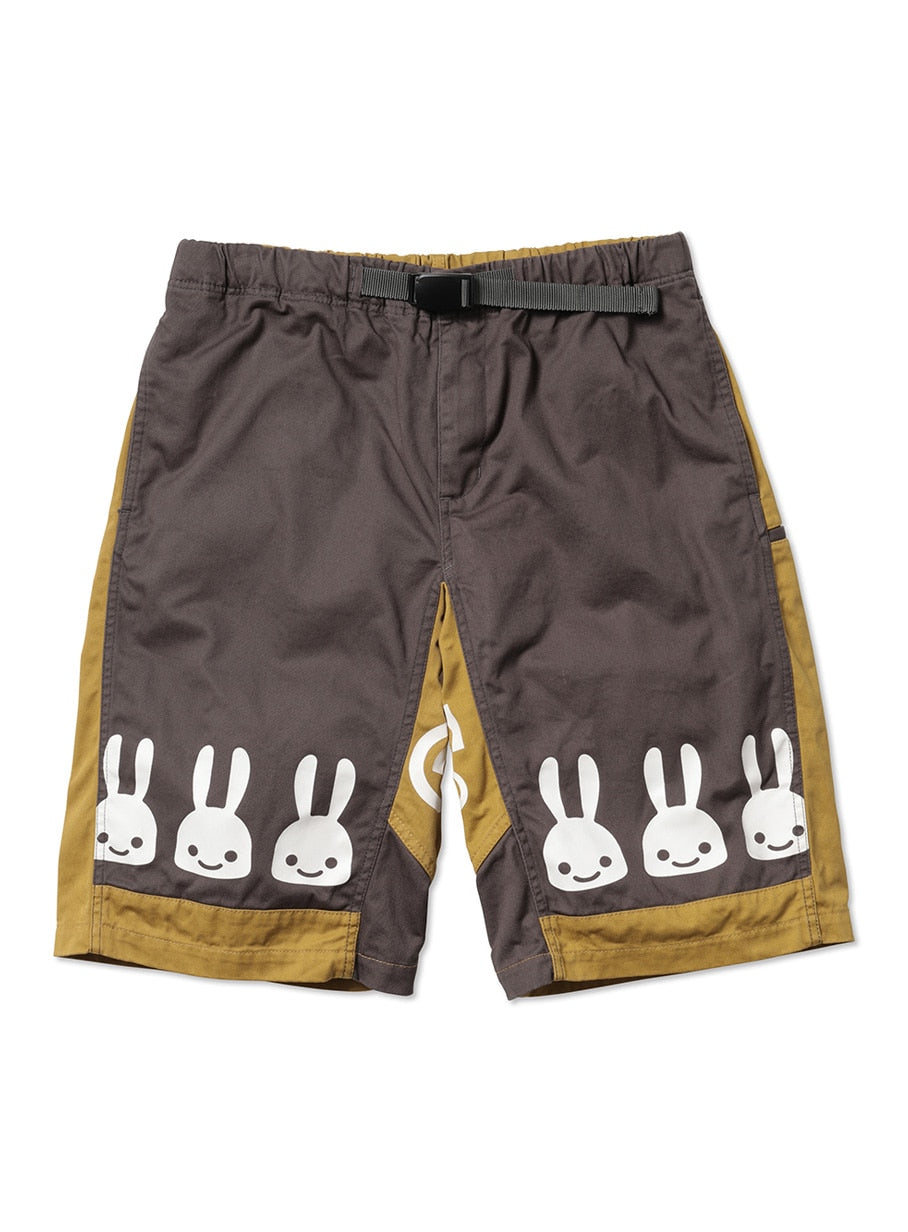 登山ショーツ