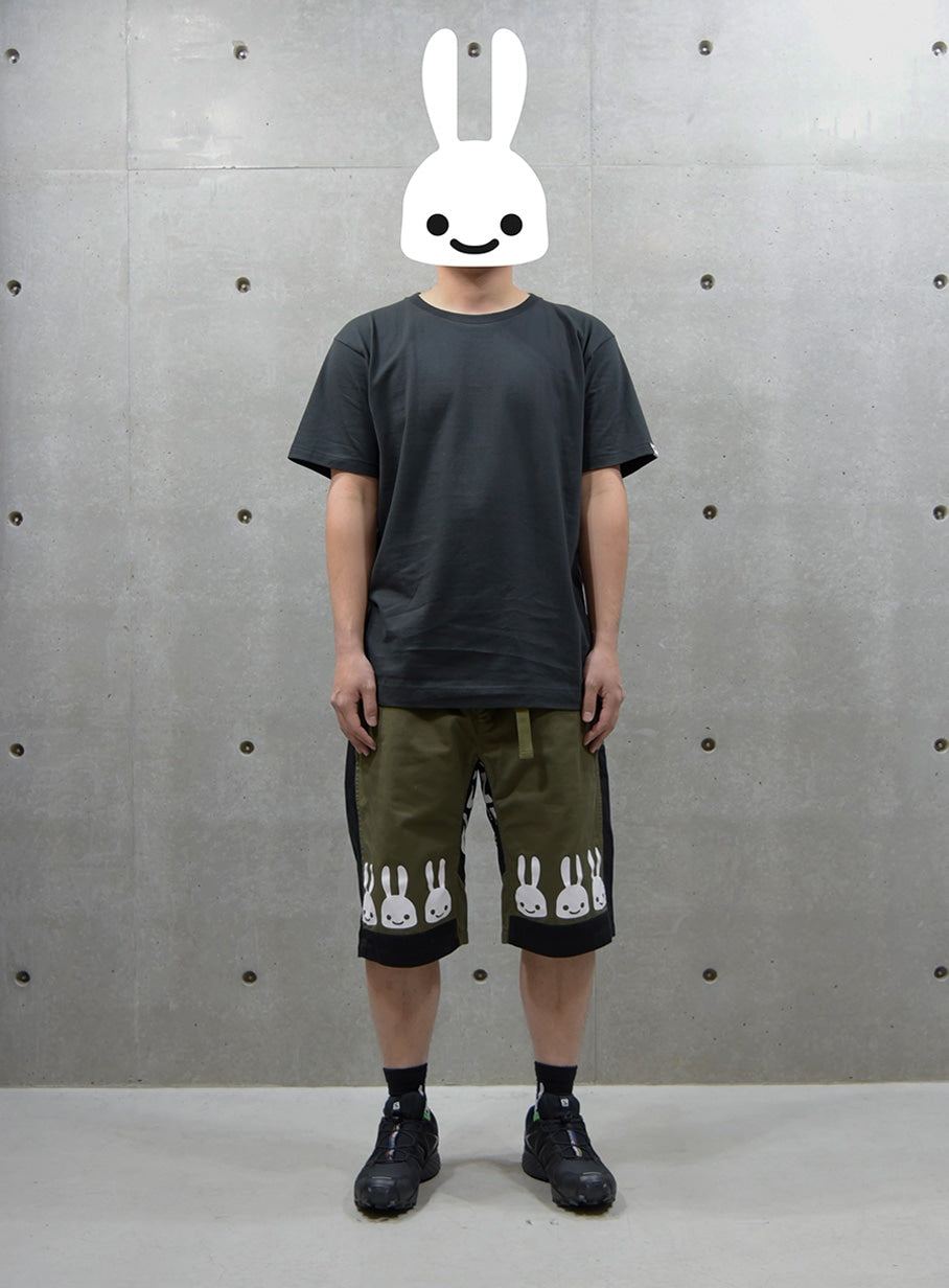 登山ショーツ