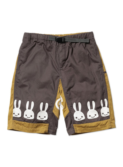 登山ショーツ
