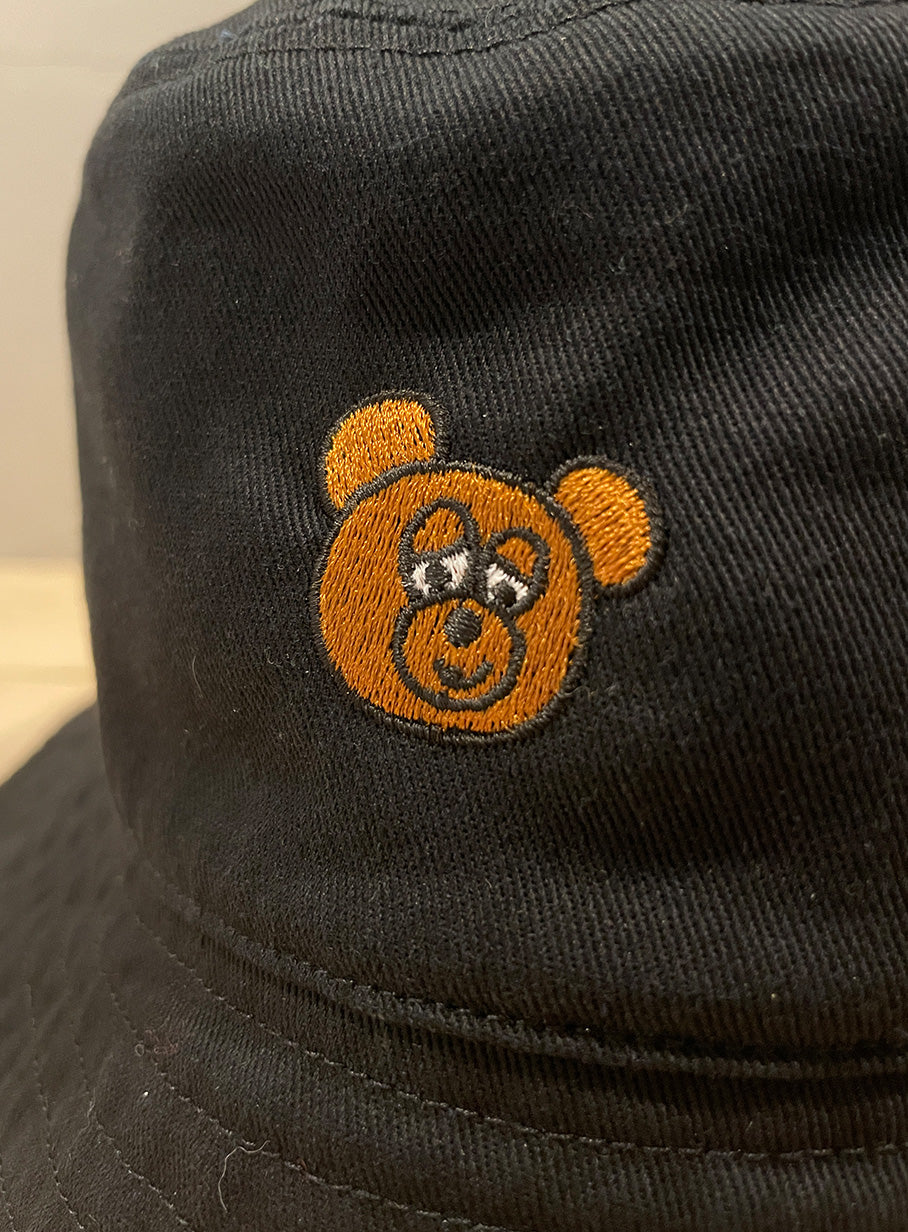 刺繍のバケットハット 22S2 くま