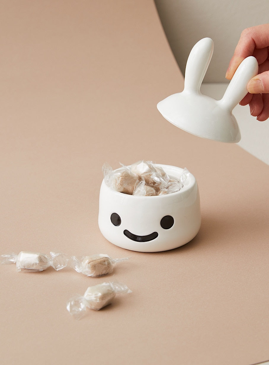 陶器の小物入れ