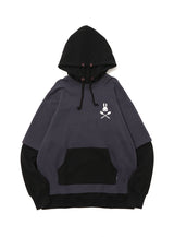 Tシャツを重ね着パーカー